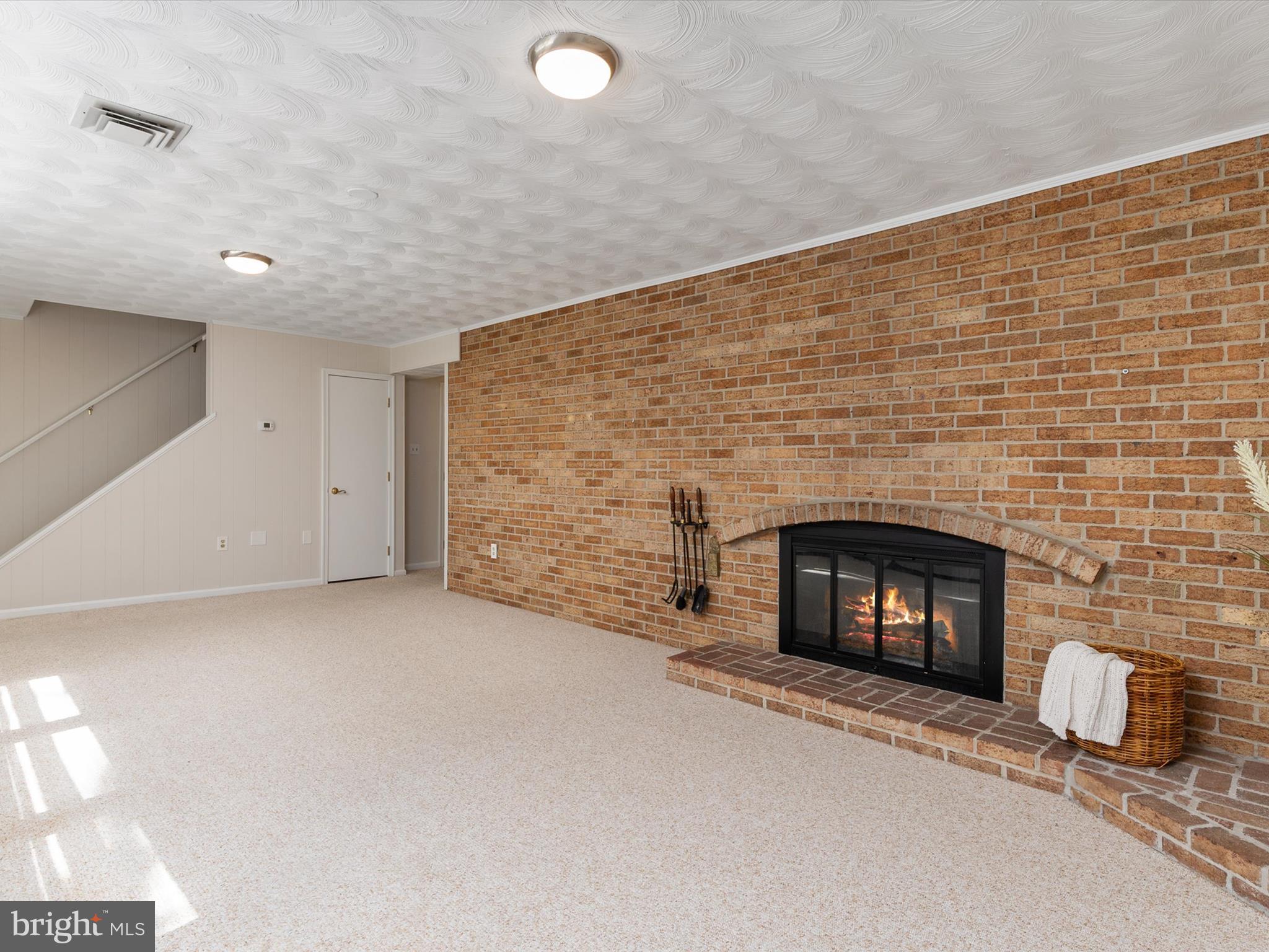 5345 Green Bridge Road Dayton, MD 21036 - Photo 37 of 68 Family Room