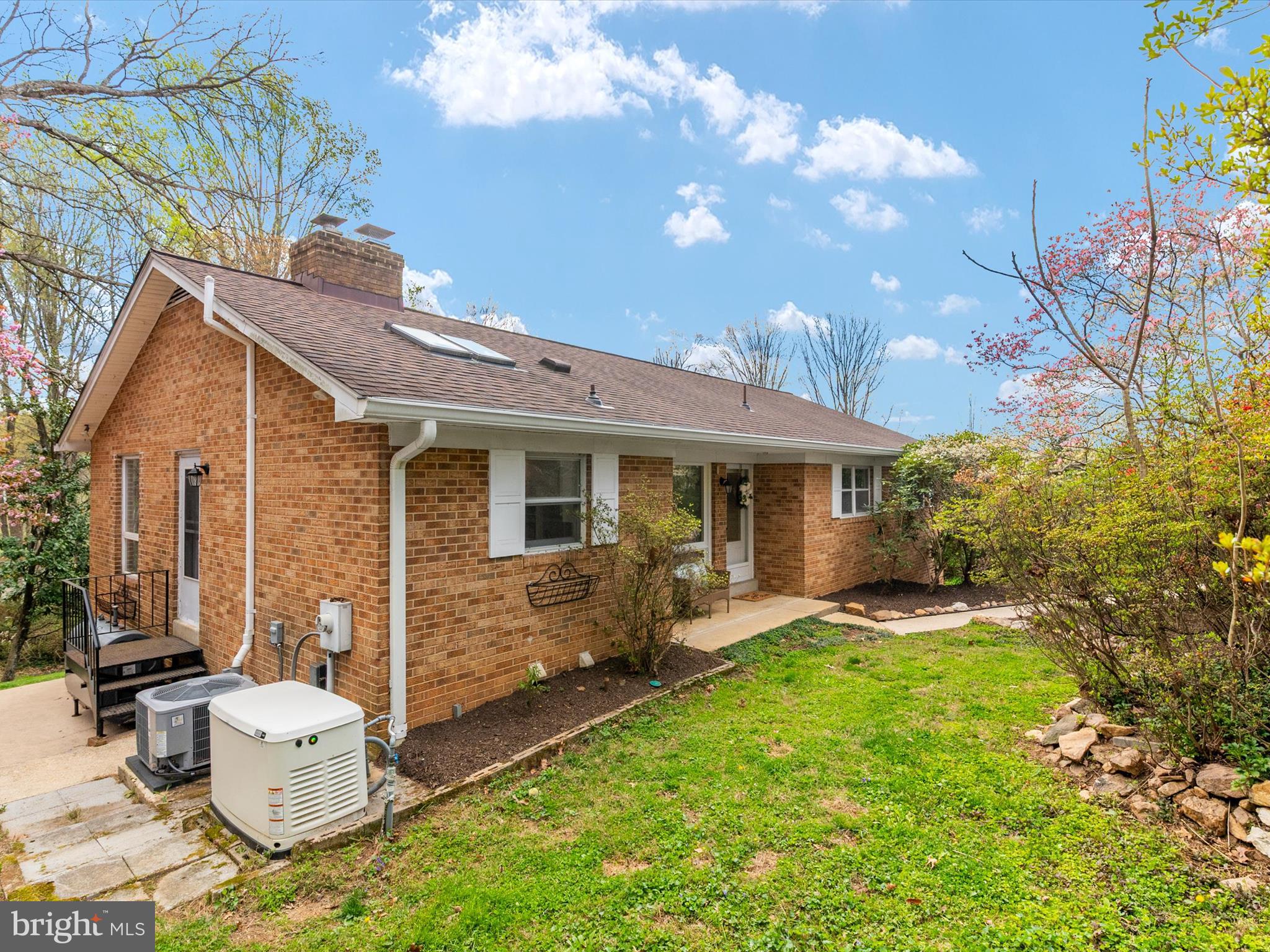 5345 Green Bridge Road Dayton, MD 21036 - Photo 5 of 68 Gallery Image 5