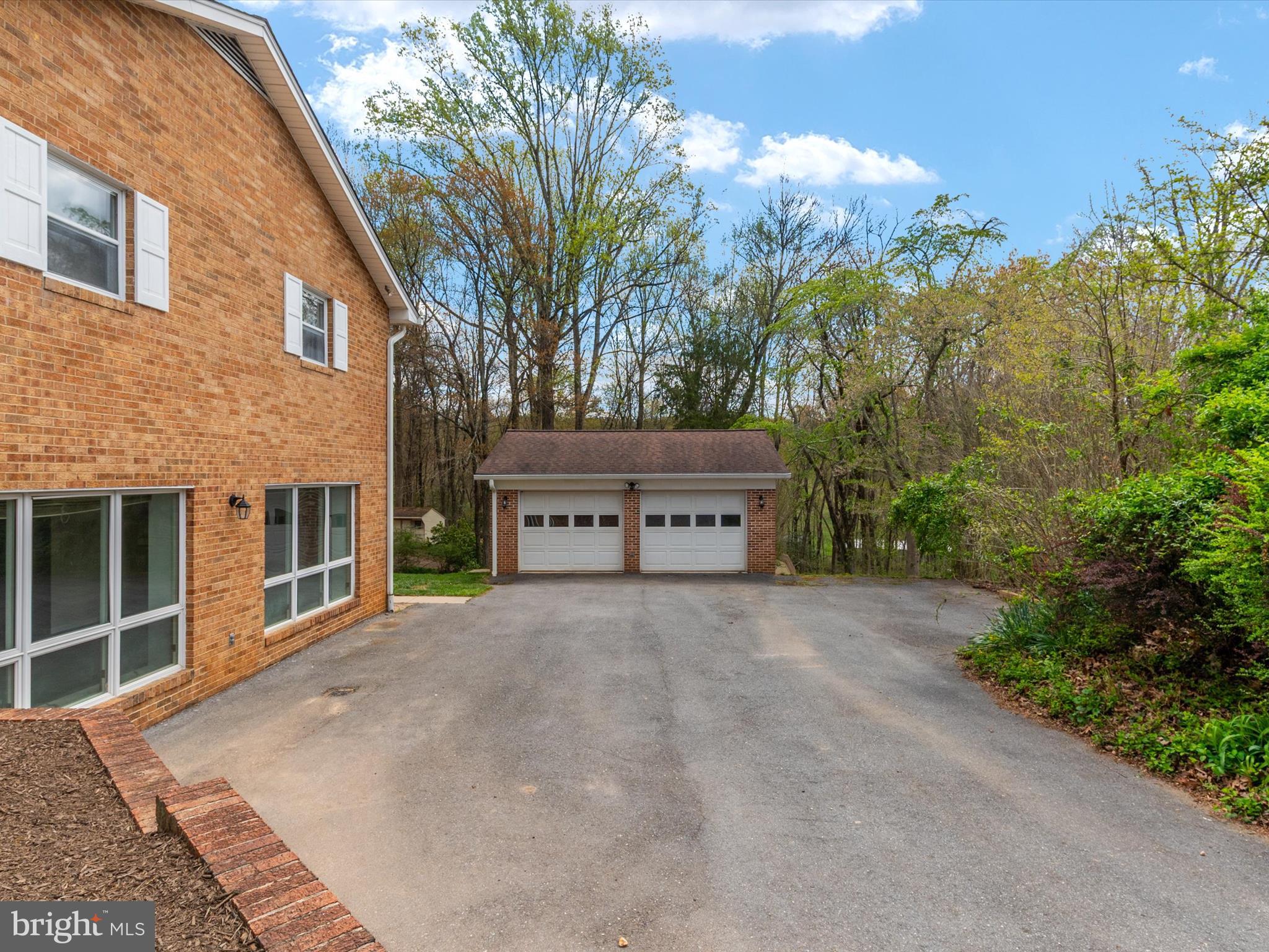 5345 Green Bridge Road Dayton, MD 21036 - Photo 7 of 68 Gallery Image 7