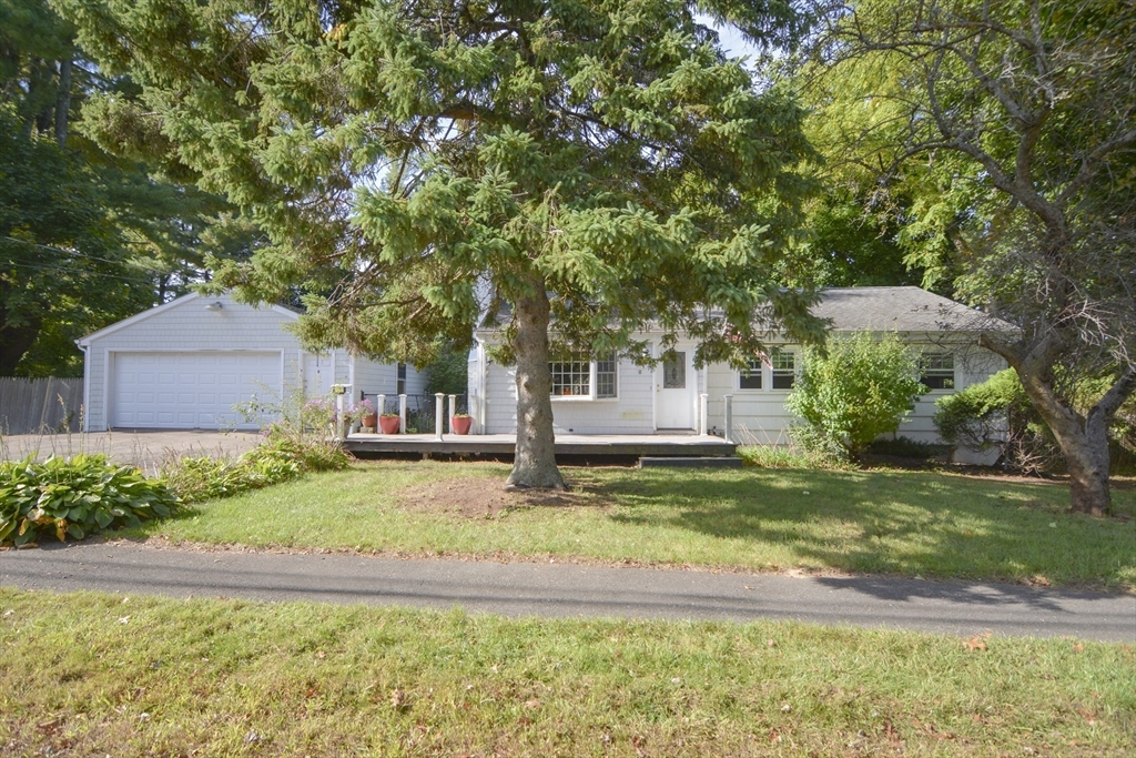 8 Clearwater Road Peabody, MA 01960 - Photo 1 of 33 Gallery Image 1