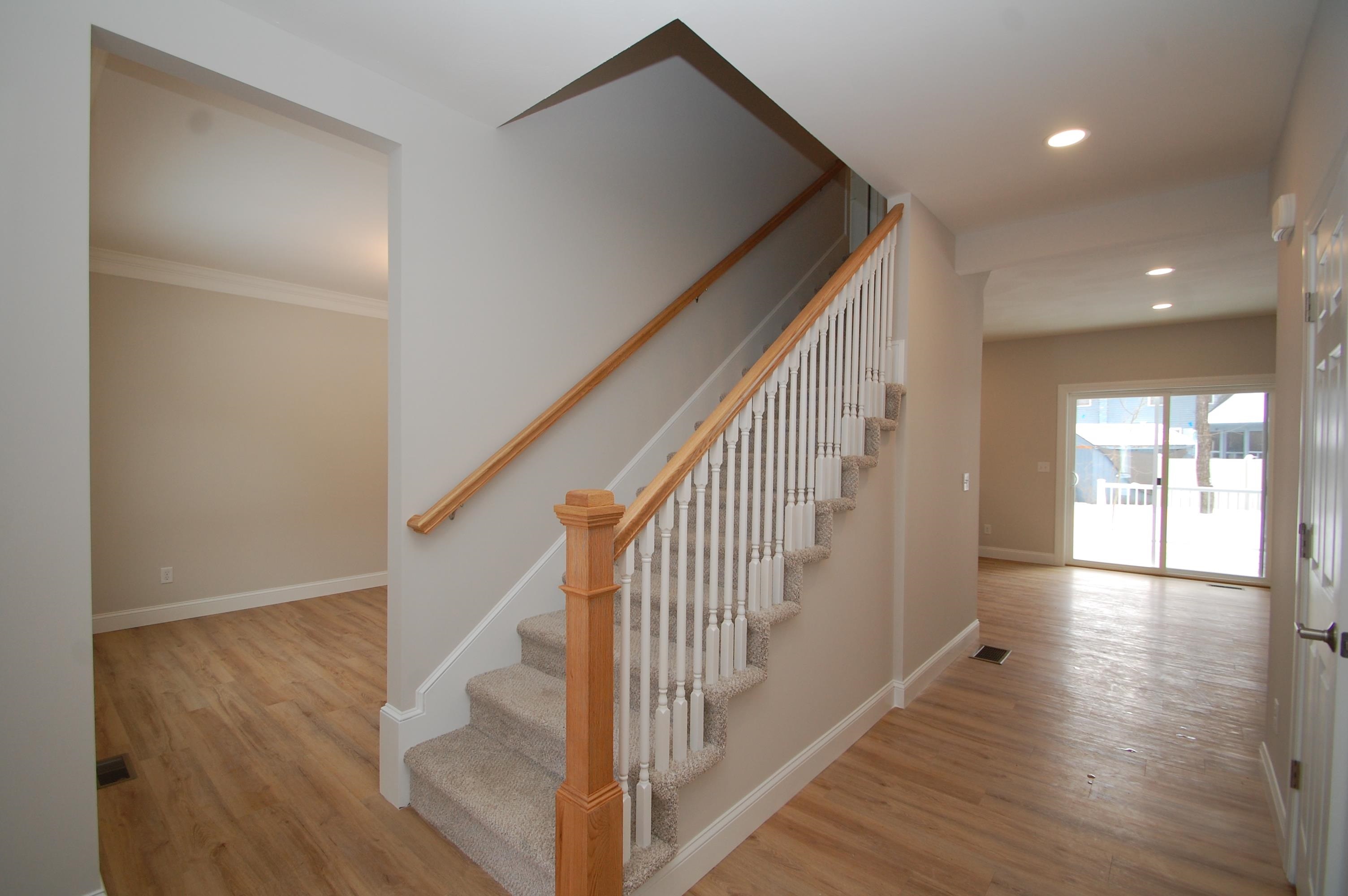 21 Reeds Ferry Way Merrimack, NH 03054 - Photo 6 of 15