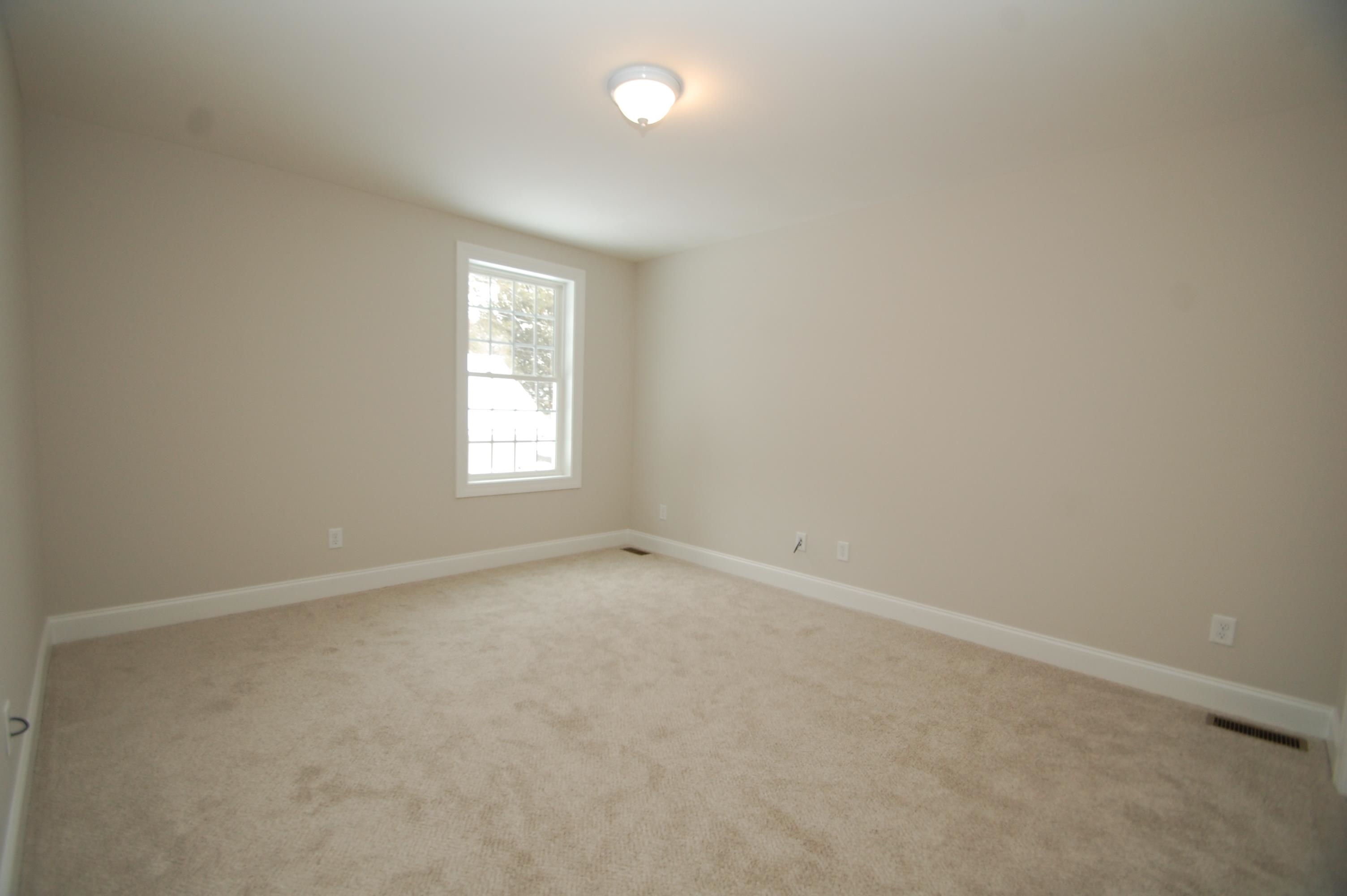 21 Reeds Ferry Way Merrimack, NH 03054 - Photo 10 of 15