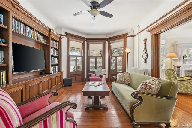 $1,995,000 | 102 Sea Cliff Avenue, Sea Cliff, NY 11579