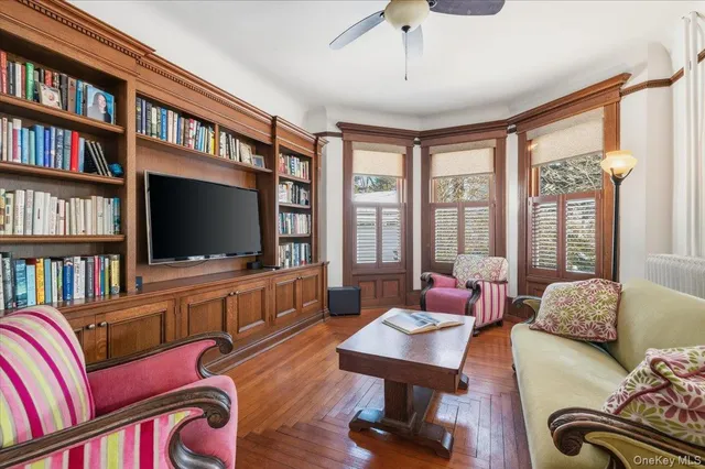 $1,995,000 | 102 Sea Cliff Avenue, Sea Cliff, NY 11579