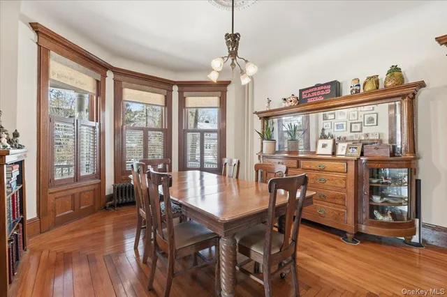 $1,995,000 | 102 Sea Cliff Avenue, Sea Cliff, NY 11579