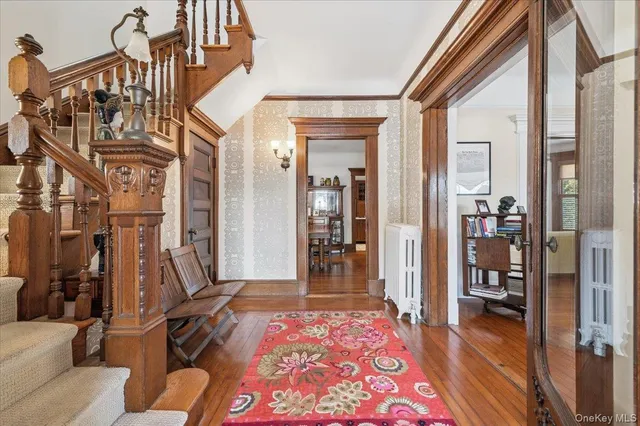 $1,995,000 | 102 Sea Cliff Avenue, Sea Cliff, NY 11579