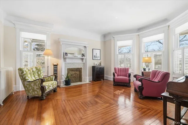 $1,995,000 | 102 Sea Cliff Avenue, Sea Cliff, NY 11579