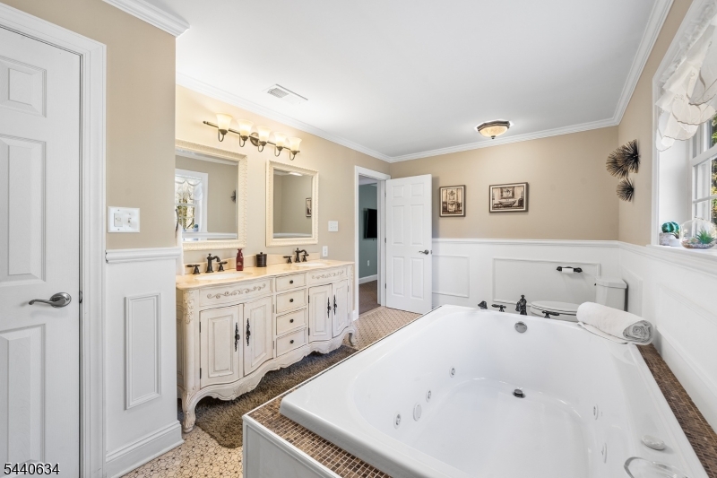 21 Angus Lane Warren, NJ 07059 - Photo 28 of 48
