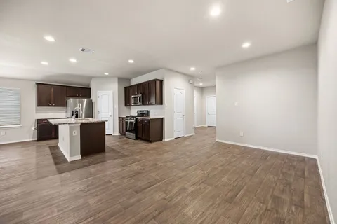 $310,000 | 8002 Tamarind Lane, Baytown, TX 77521