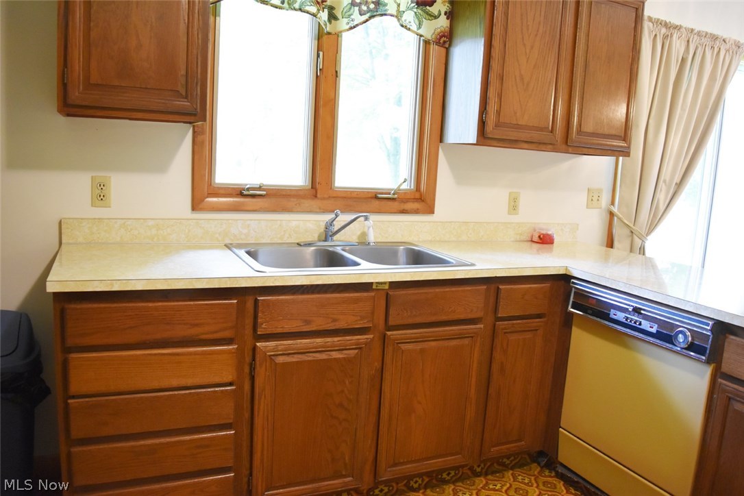 783 Prentice Road Northwest Warren, OH 44481 - Photo 6 of 13