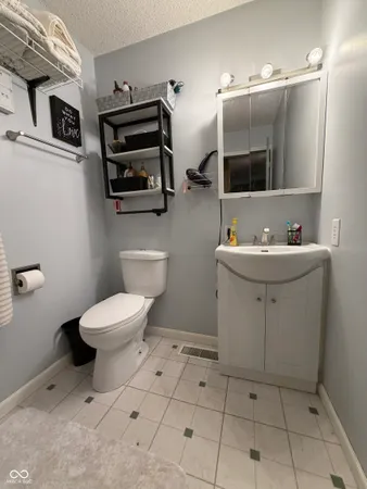 $259,900 | 686 East Wood Avenue, Clinton, IN 47842