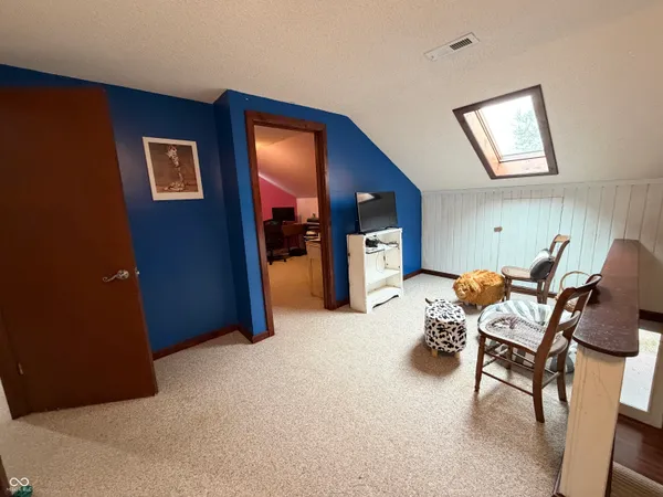 $259,900 | 686 East Wood Avenue, Clinton, IN 47842