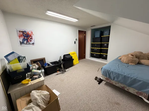 $259,900 | 686 East Wood Avenue, Clinton, IN 47842