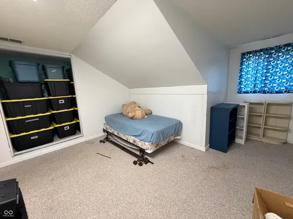 $259,900 | 686 East Wood Avenue, Clinton, IN 47842