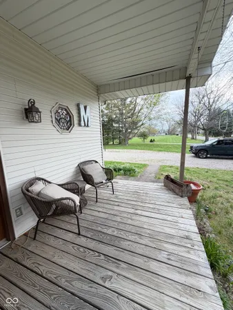 $259,900 | 686 East Wood Avenue, Clinton, IN 47842