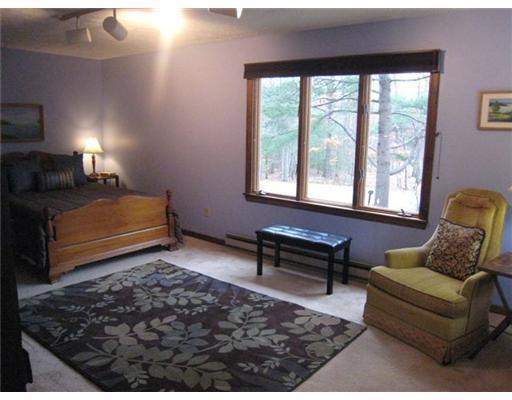 16 Twin Pond Road Topsham, ME 04086 - Photo 21 of 25 Bedroom.