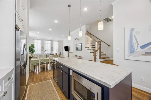 $3,900 | 1033 Ashland Street, Unit A, Houston, TX 77008