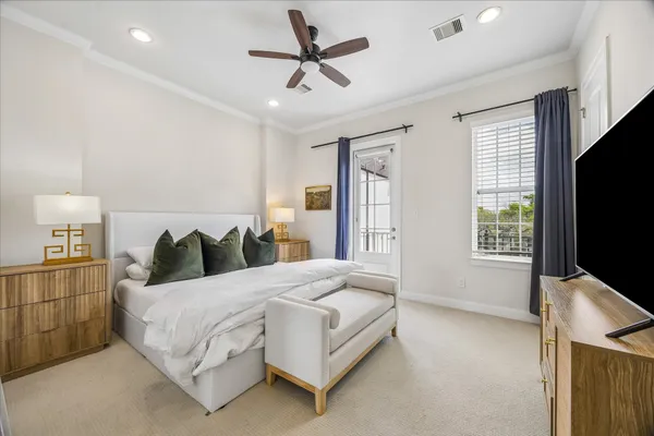 $3,900 | 1033 Ashland Street, Unit A, Houston, TX 77008