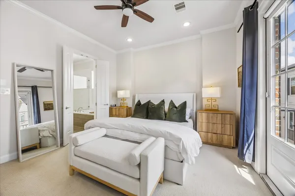 $3,900 | 1033 Ashland Street, Unit A, Houston, TX 77008