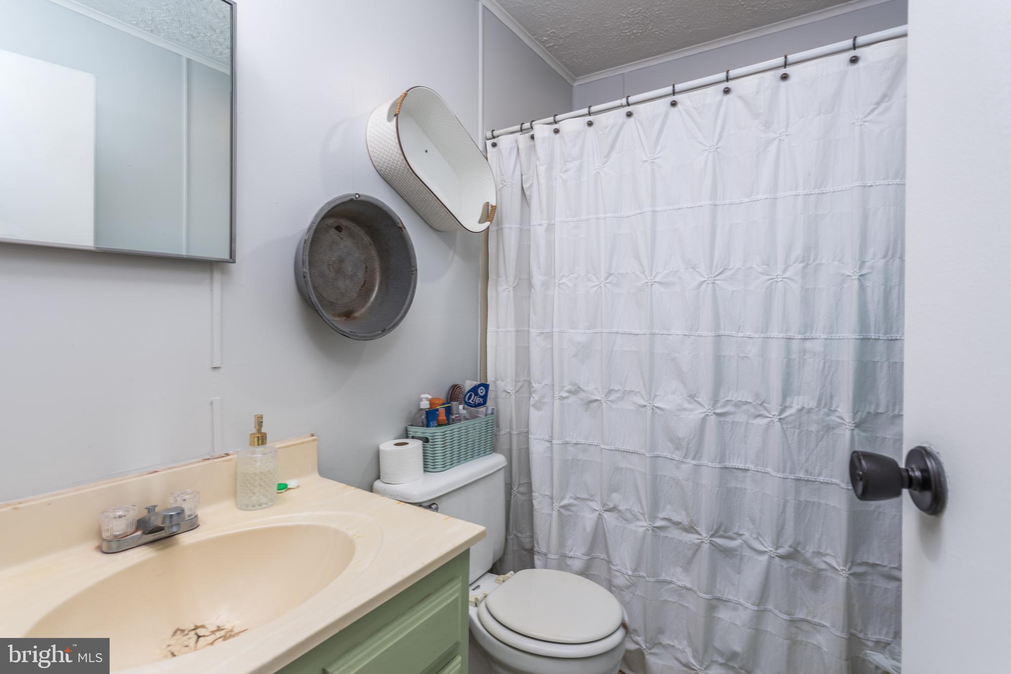 976 Summit Point Road Summit Point, WV 25446 - Photo 21 of 47 Gallery Image 21