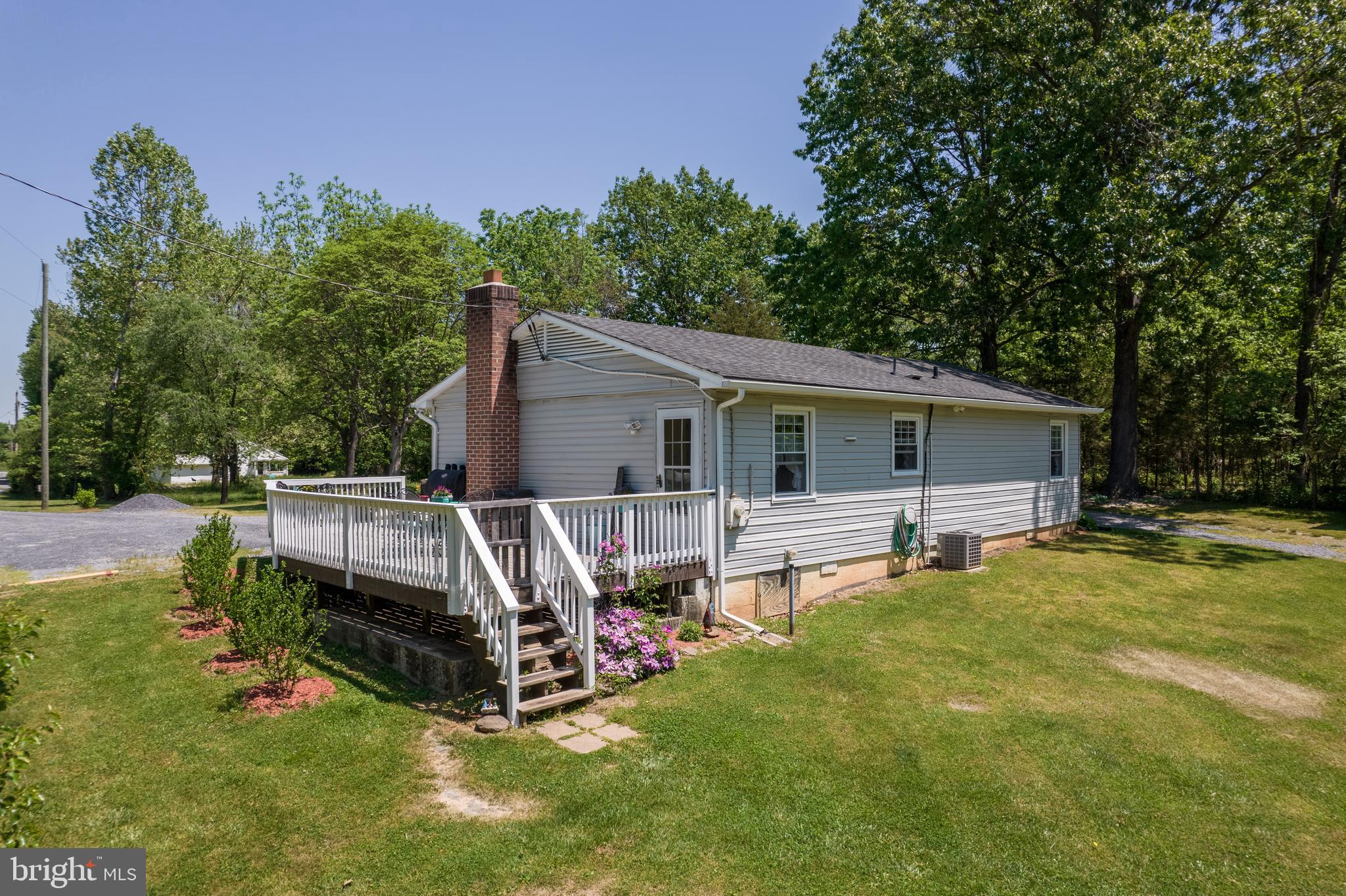 976 Summit Point Road Summit Point, WV 25446 - Photo 10 of 47 Gallery Image 10