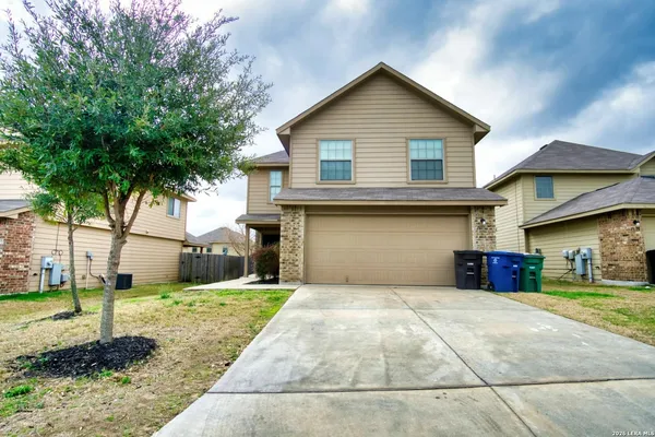 $1,900 | 7615 Millchase, San Antonio, TX 78218