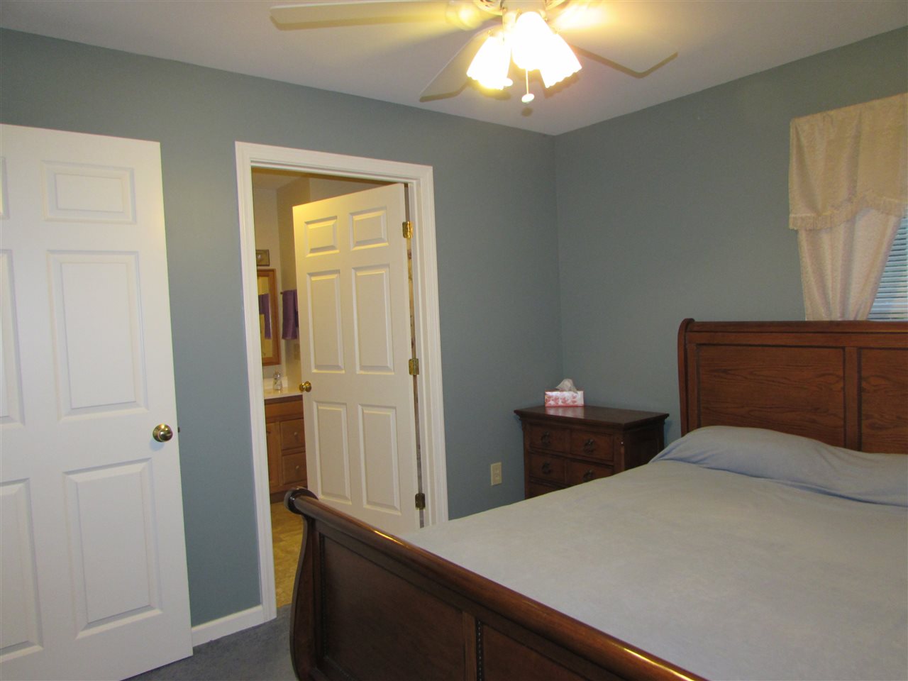 12 South Main Street Whiting, VT 05778 - Photo 6 of 21 Gallery Image 6
