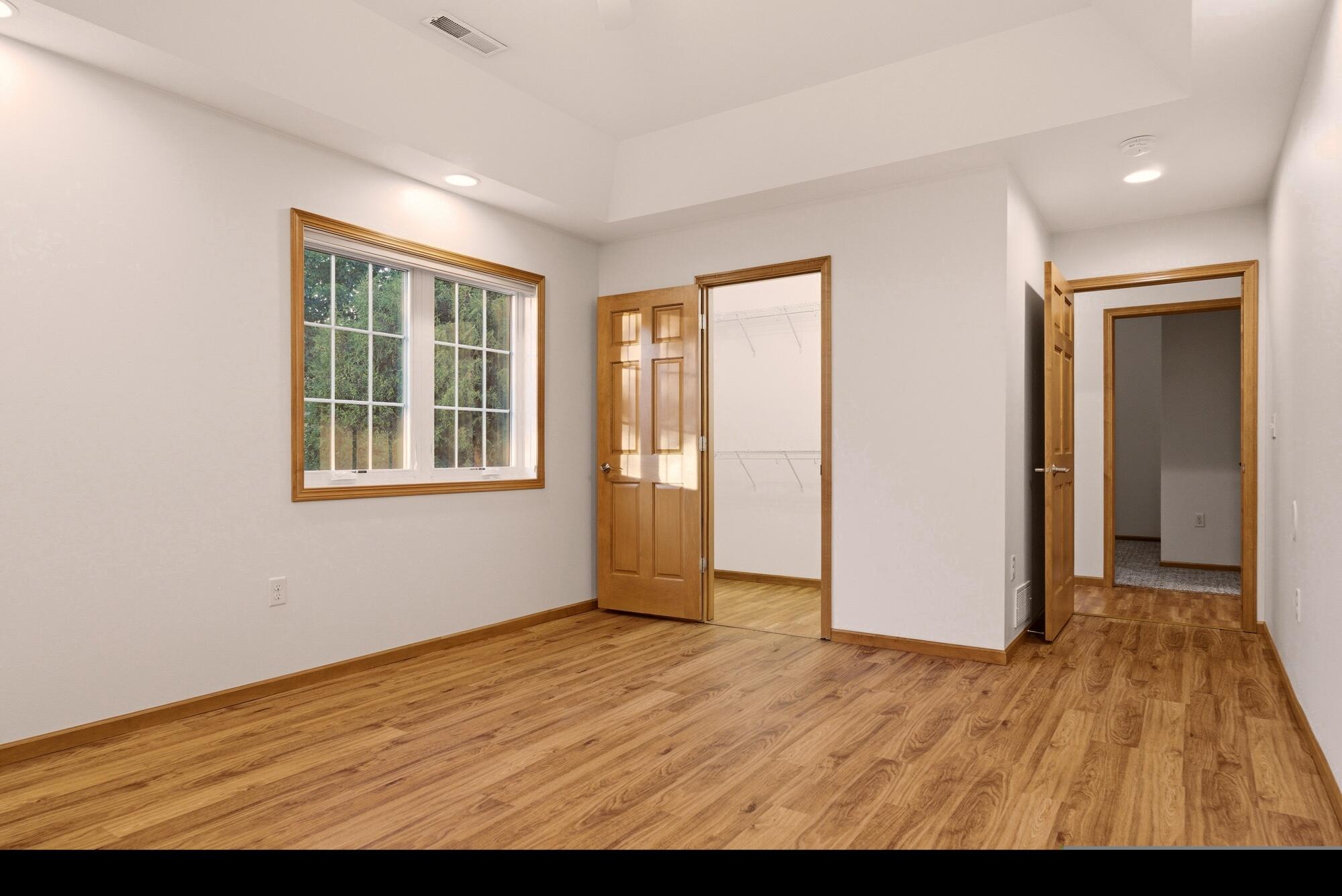 1321 Barson Place, Unit 50 Onalaska, WI 54650 - Photo 12 of 20 18_018_dsc04849