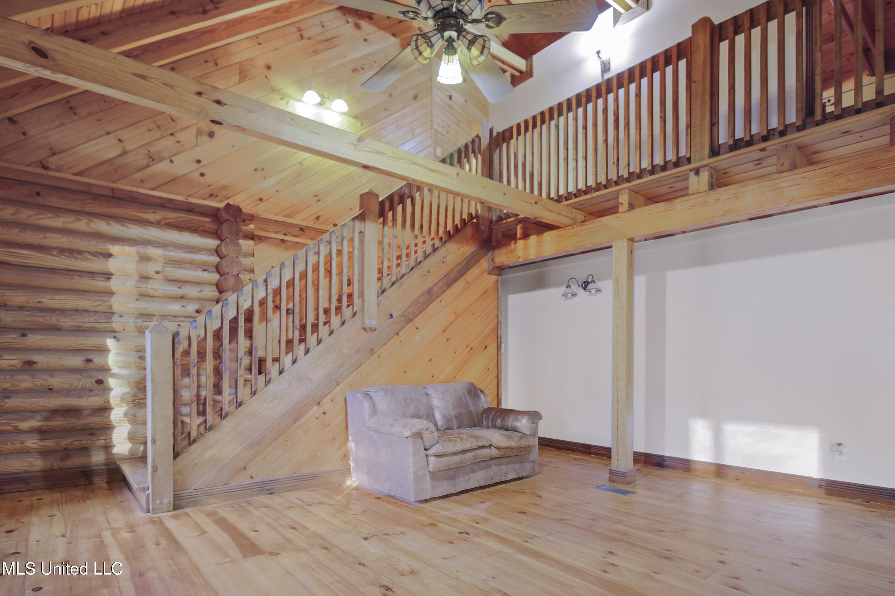 17542 Jones Lane Saucier, MS 39574 - Photo 7 of 39 Living area