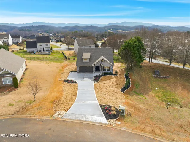 $449,000 | 2830 Alden Glenn Court, Sevierville, TN 37876