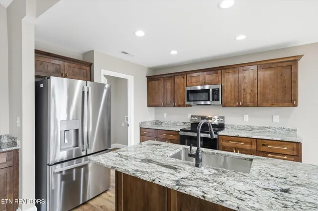 $449,000 | 2830 Alden Glenn Court, Sevierville, TN 37876