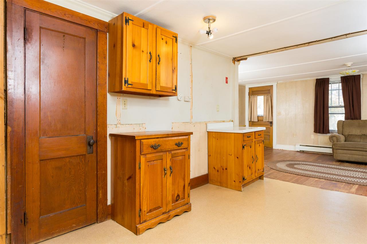 6 Henrietta Street Rochester, NH 03867 - Photo 8 of 27