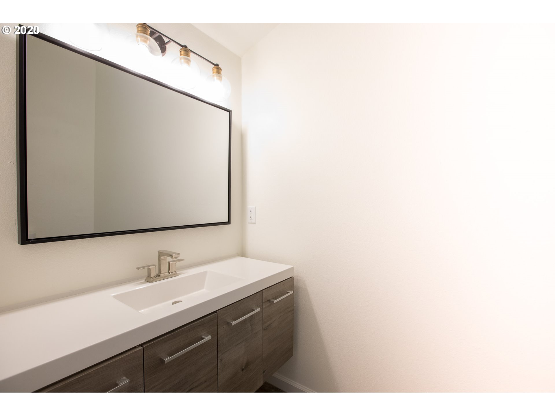 1255 Crenshaw Road Eugene, OR 97401 - Photo 25 of 32 Gallery Image 25