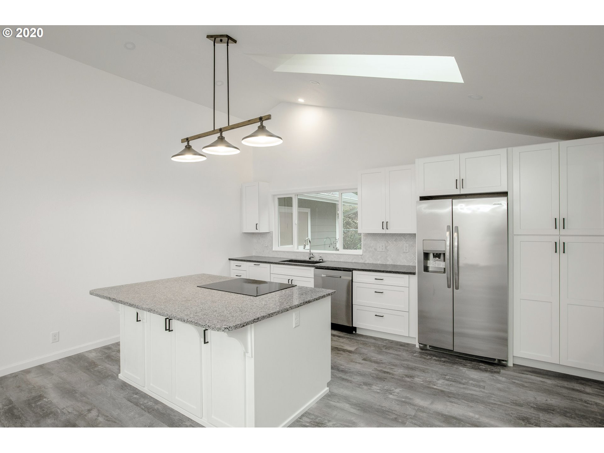1255 Crenshaw Road Eugene, OR 97401 - Photo 4 of 32 Gallery Image 4