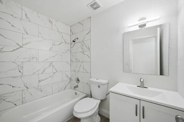 $569,900 | 905 Northwest 22nd Avenue, Delray Beach, FL 33445