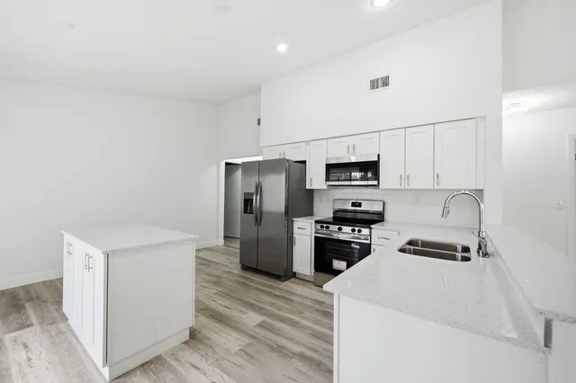 $569,900 | 905 Northwest 22nd Avenue, Delray Beach, FL 33445