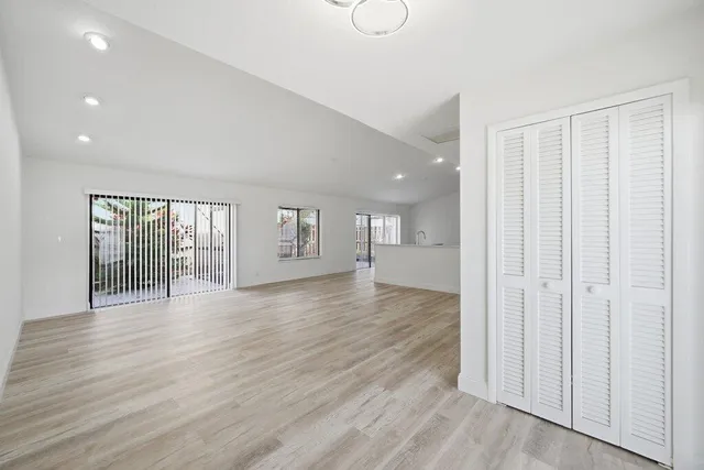 $569,900 | 905 Northwest 22nd Avenue, Delray Beach, FL 33445