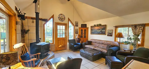 $625,000 | 295 Glacier Road, Bonners Ferry, ID 83805