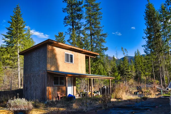 $625,000 | 295 Glacier Road, Bonners Ferry, ID 83805
