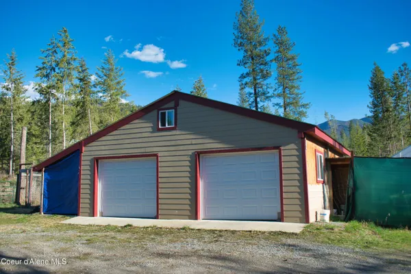 $625,000 | 295 Glacier Road, Bonners Ferry, ID 83805