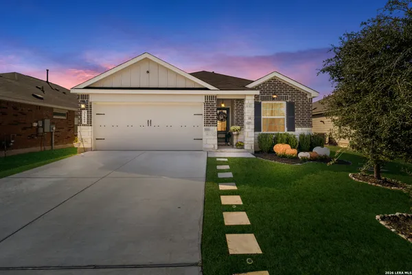 $375,000 | 31669 Far Away Lane, Bulverde, TX 78163