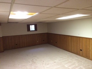 8714 Raintree Road Tinley Park, IL 60487 - Photo 5 of 13 a view of an empty room