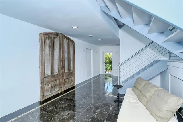 $15,000 | 213 North Washington Drive, Sarasota, FL 34236