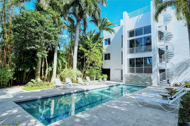 $15,000 | 213 North Washington Drive, Sarasota, FL 34236