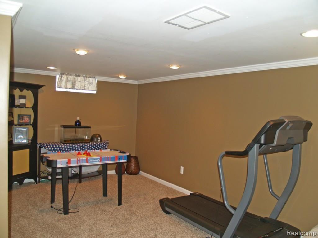 417 Kerby Road Grosse Pointe, MI 48236 - Photo 22 of 25 Exercise Area