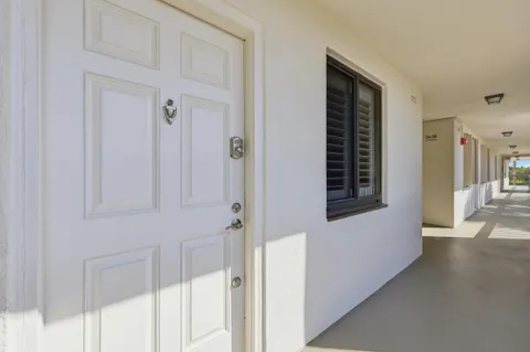 $699,000 | 501 South Seas Drive, Unit 203, Jupiter, FL 33477