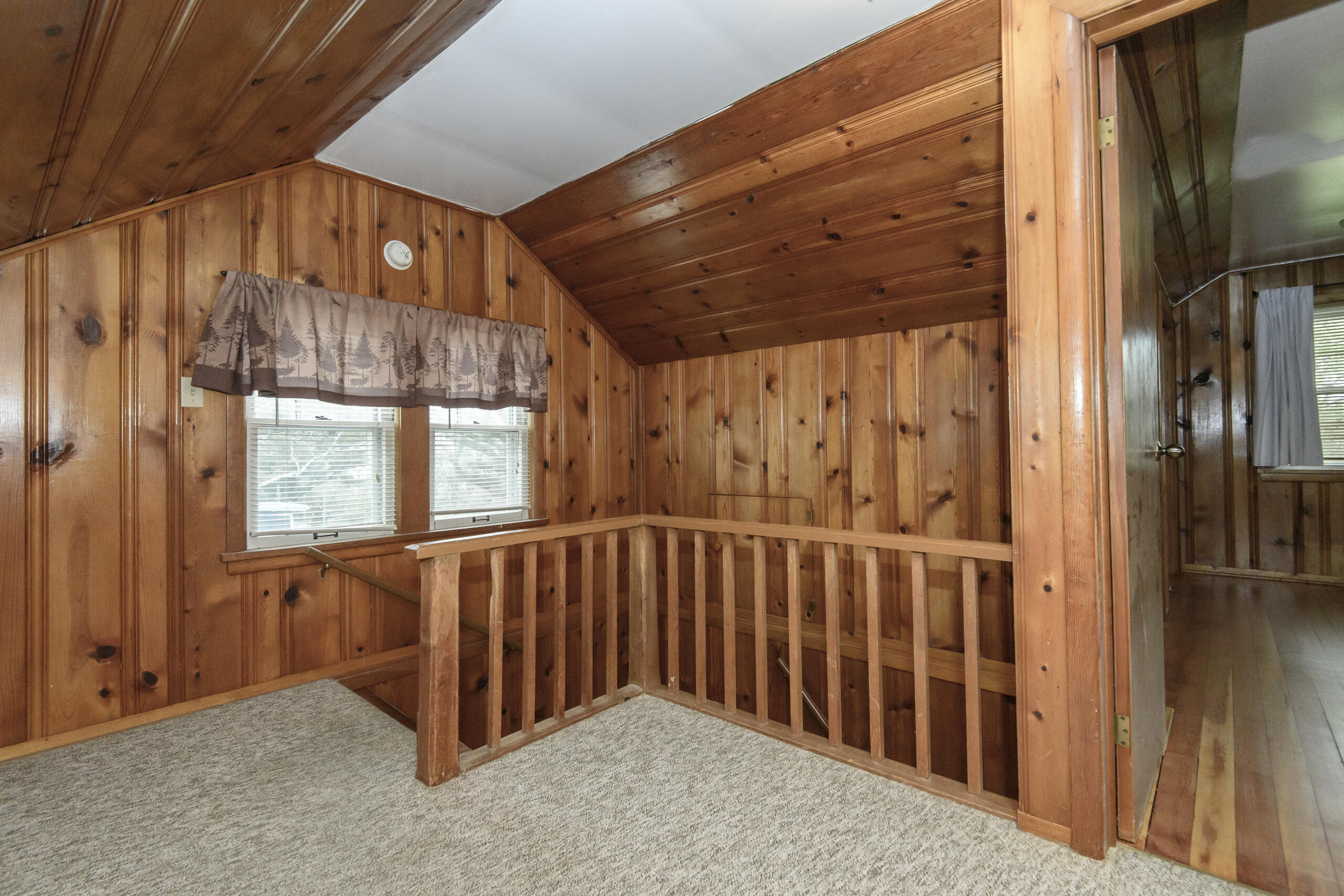 220 Fox Street Mukwonago, WI 53149 - Photo 20 of 44 Upper Landing