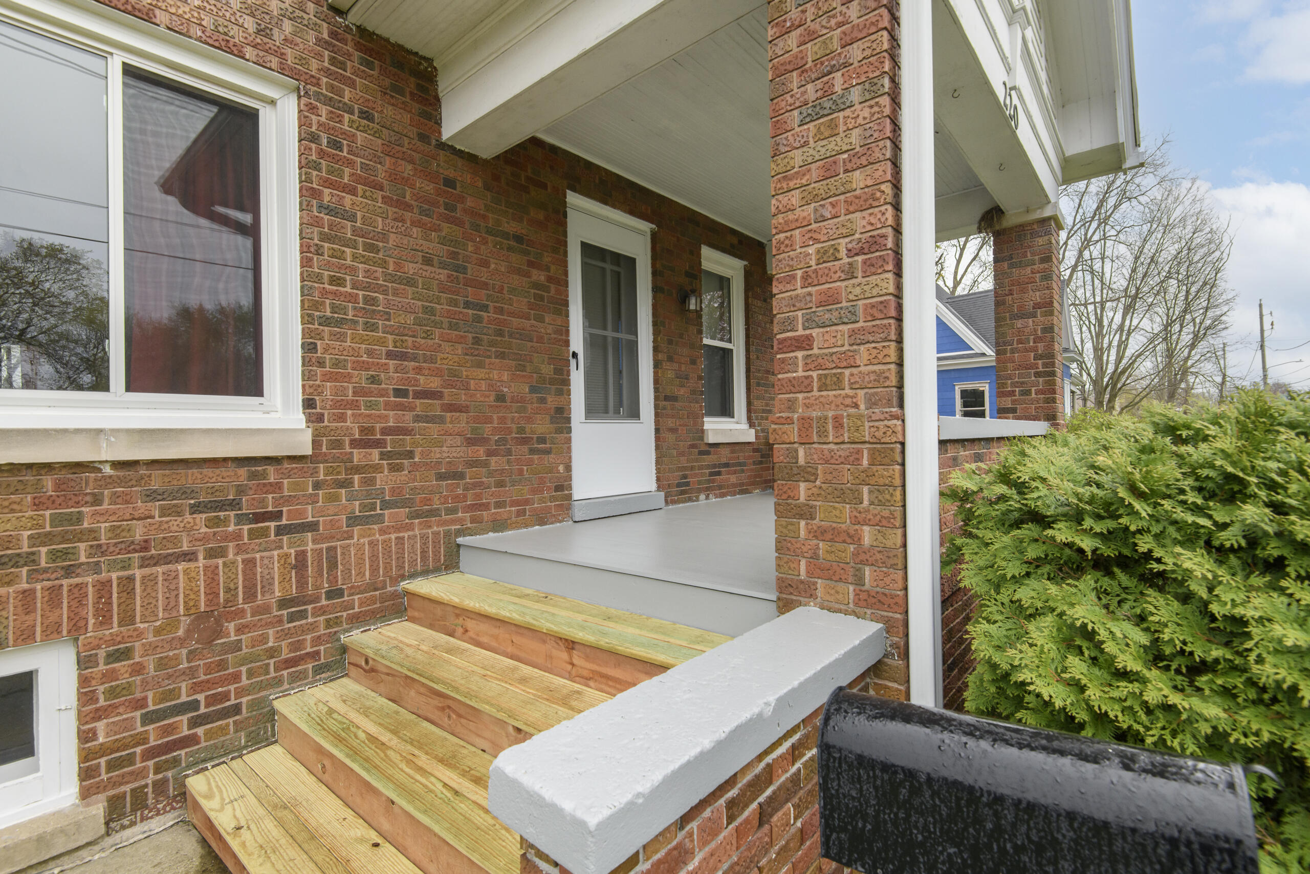 220 Fox Street Mukwonago, WI 53149 - Photo 31 of 44 Front Porch