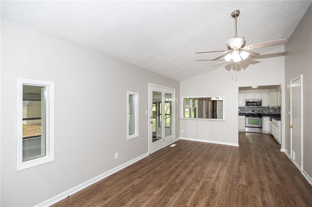 279 Old Farm Road Danville, IN 46122 - Photo 3 of 30 Gallery Image 3