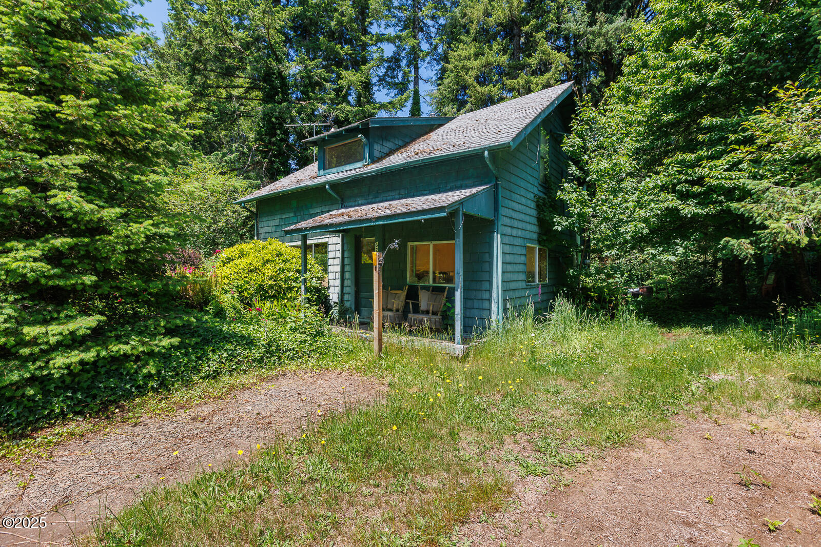 621 Logsden Road Siletz, OR 97380 - Photo 4 of 18 -01